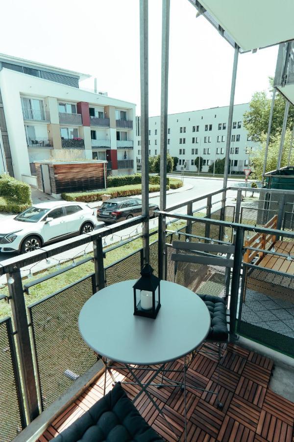 Apartment Modern Und Gemuetlich Ggue. Uni-Passau, Tg-Stellplatz, Balkon Luaran gambar