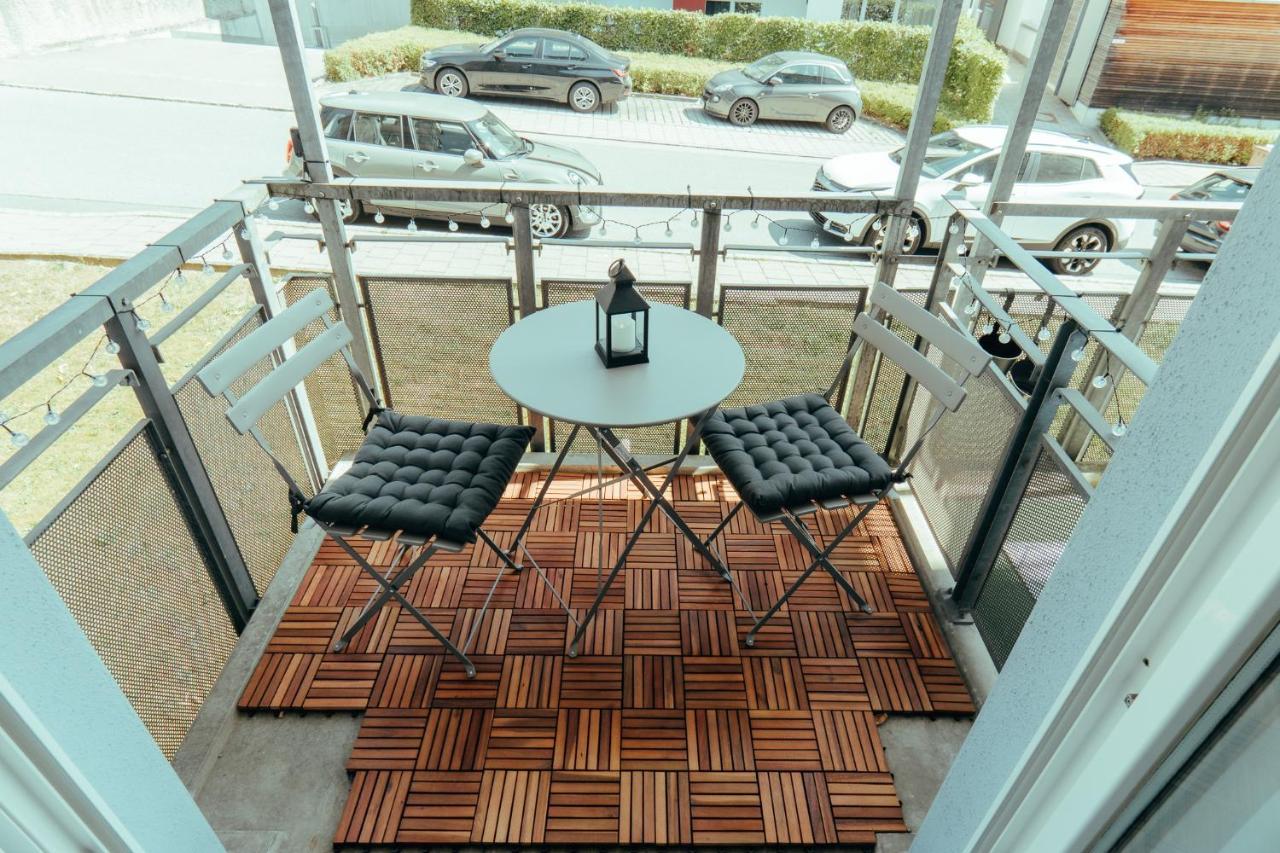 Apartment Modern Und Gemuetlich Ggue. Uni-Passau, Tg-Stellplatz, Balkon Luaran gambar